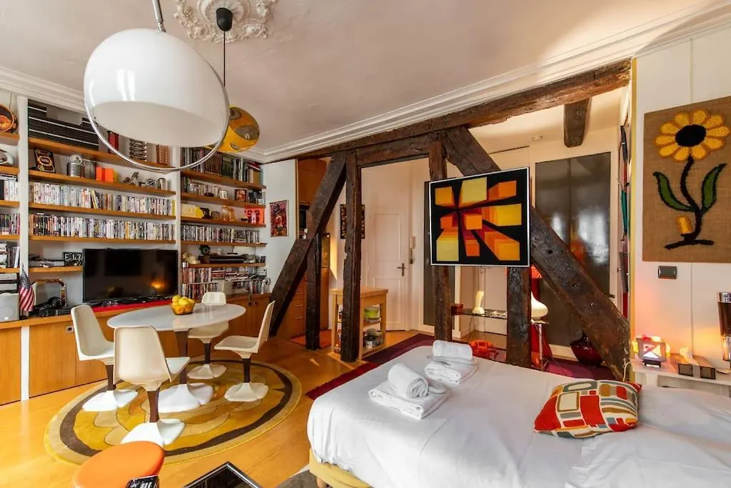 Apartament Lombards - Cozy In The Heart Of Place Du Chatelet. Paryż