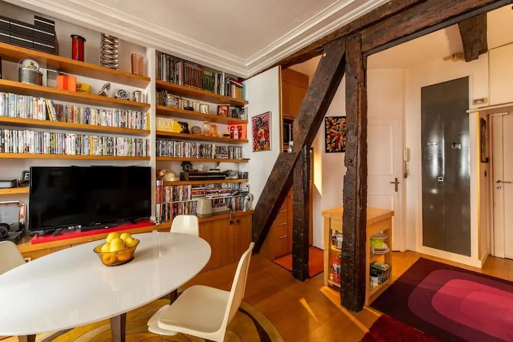 Апартаменты Lombards - Cozy In The Heart Of Place Du Chatelet.